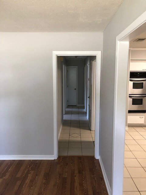 Building Photo - COMING SOON!! 3 Bedroom 1.5 Bathroom home ...