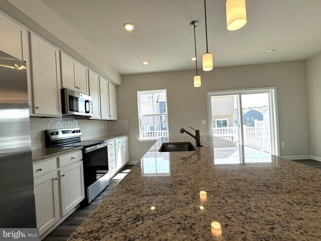 Building Photo - 12 BROOKFIELD Mews