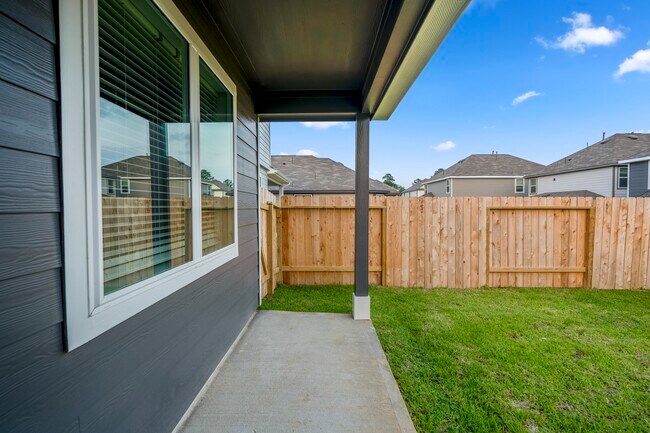 Building Photo - 2421 Shellcracker Dr