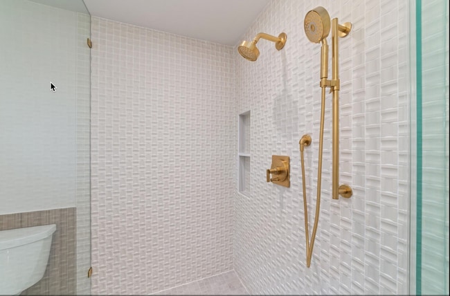 Building Photo - 1830 Locksford St