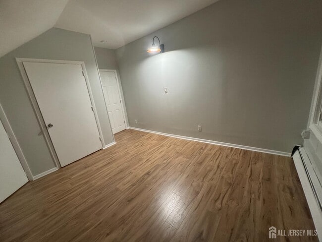 Building Photo - 155 Livingston Ave