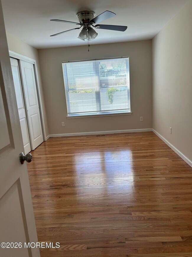 Building Photo - 59 Ridge Ave