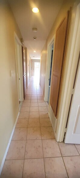 Building Photo - 4120 Cristobal Way