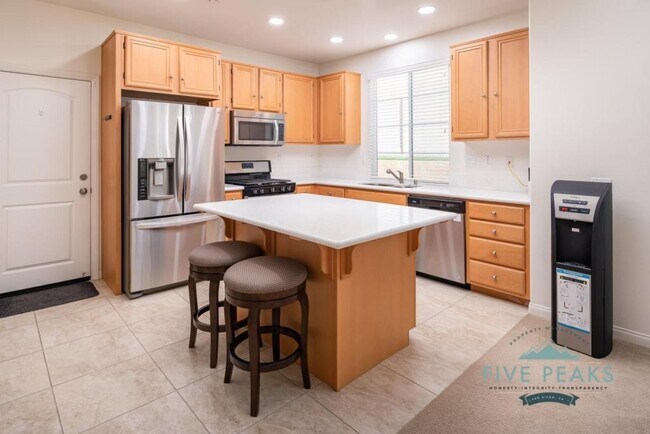 Building Photo - 1515 Franceschi Dr