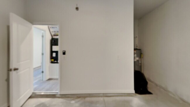 Building Photo - 4028 SW 7th Pl