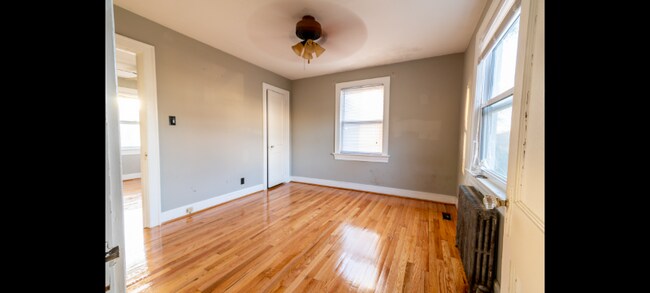 Building Photo - 1145 Lindsay St