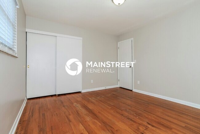 Building Photo - 3 Bedroom Pet-Friendly Home in Columbus, O...