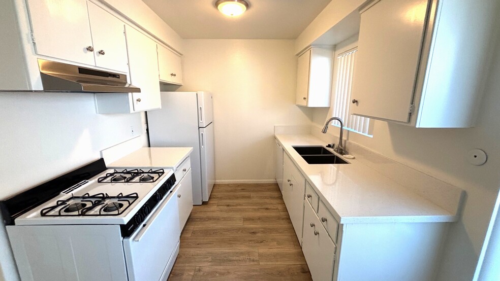 3BR - Ranchouse Apartments *$500 Off*