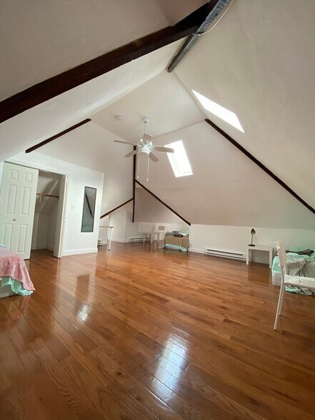 Building Photo - 45 Bayard St