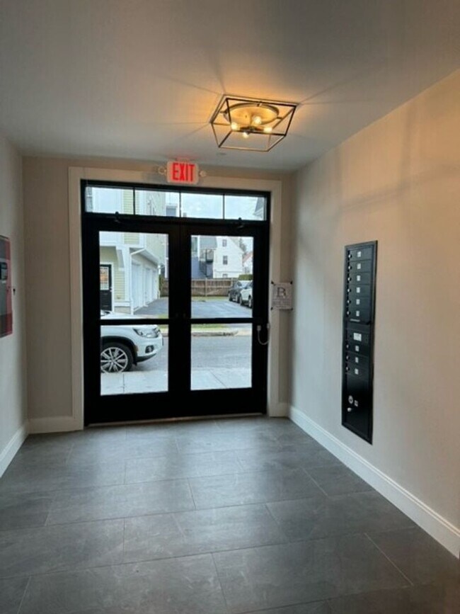 Building Photo - No Brokers Fee. New Building in Allston. C...