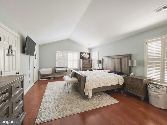 Building Photo - 41855 Meynard Ct