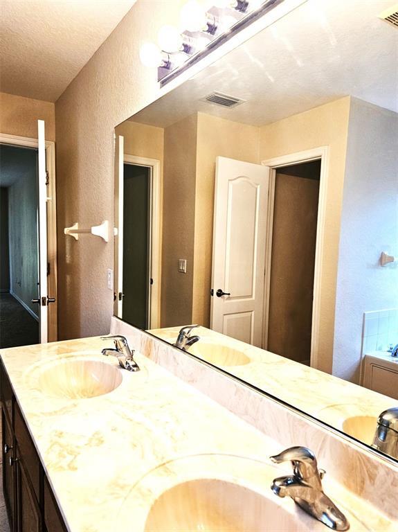 Building Photo - 35 White Marsh Ln