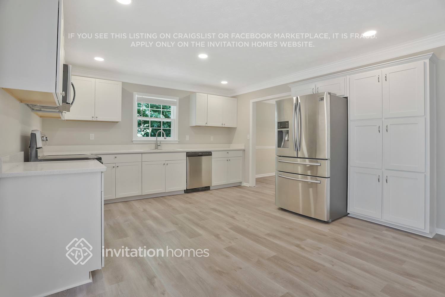 Building Photo - 994 Oak Moss Dr