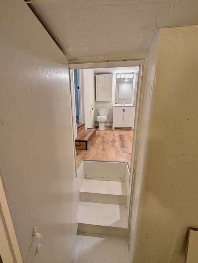 Building Photo - 4 Bed/2 Bath Home in Pearl