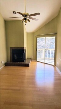 Building Photo - 2450 Wickersham Ln