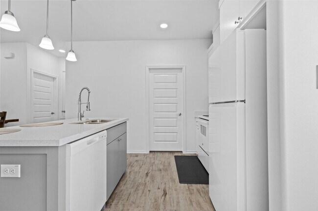 Building Photo - 422 Arroyo Ln