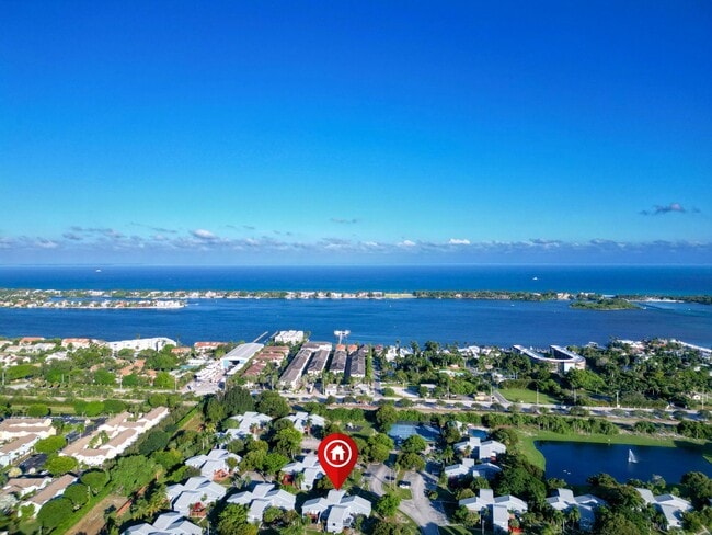 Building Photo - 7 Crossings Cir