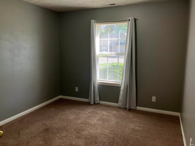 Building Photo - 8120 Cedar Point Dr