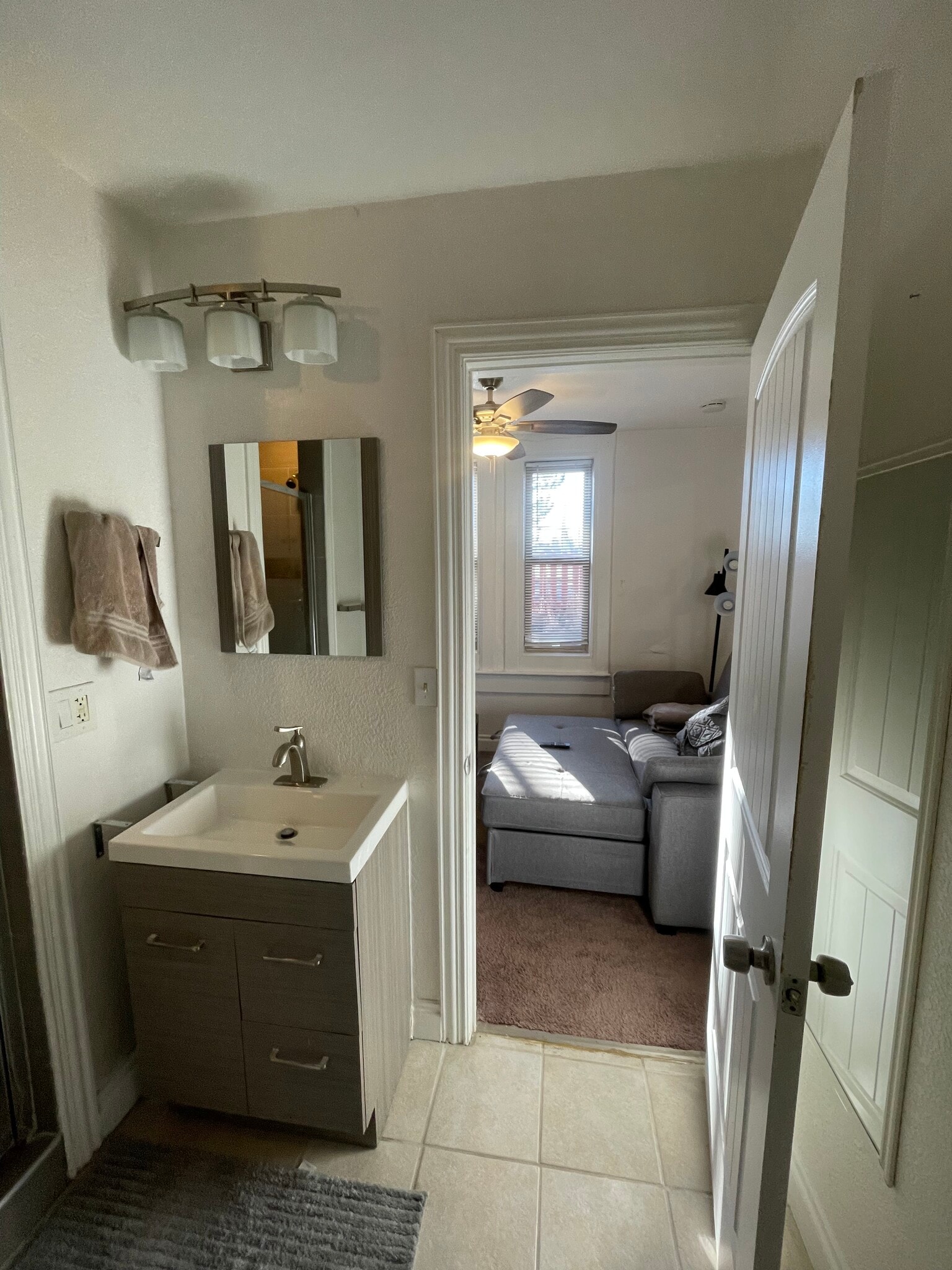 Building Photo - 3108 N Clay St