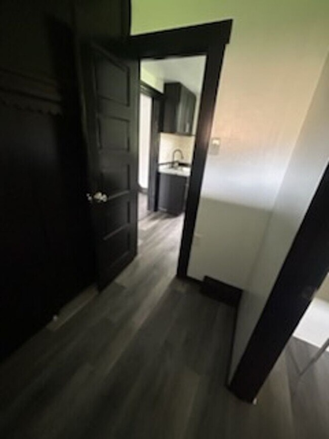 Building Photo - Newly Update 3 bedroom 1 bath house for rent in Port Vue!