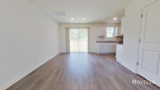 Building Photo - 813 Smokey Ridge Rd