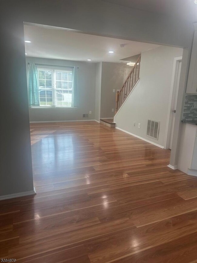 Building Photo - 150 McNair Ct