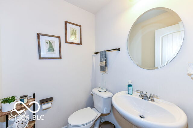 Building Photo - 6252 Sugar Maple Dr