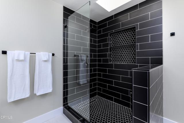 Building Photo - 1125 Stoneybrook Ln