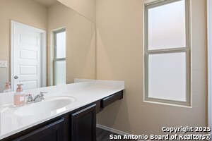 Building Photo - 4422 Tourmaline Wy