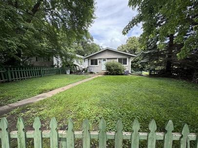 Building Photo - "Charming 3-Bed Home with Hardwood Floors & Finished Basement in St. Louis Park!"