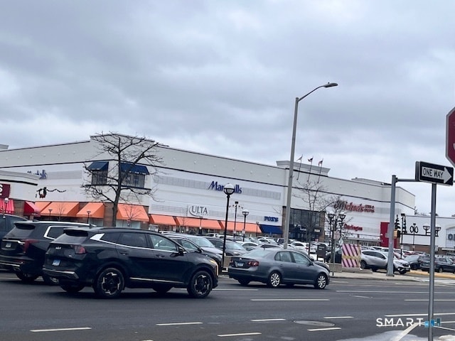 Building Photo - 28 7th St