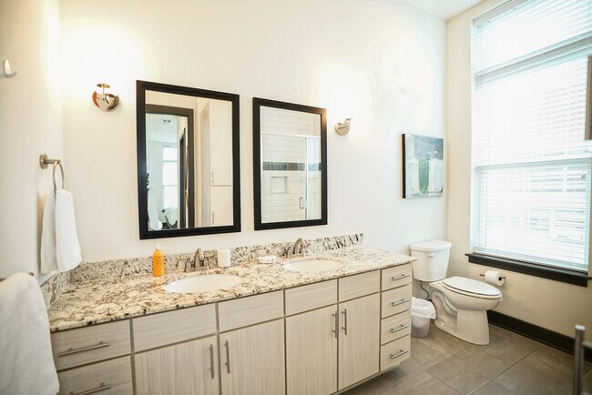 Building Photo - 707 Richard Arrington Jr Blvd S