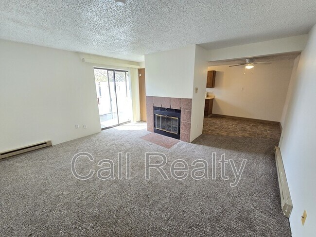 Building Photo - 8516 N Mayfair St