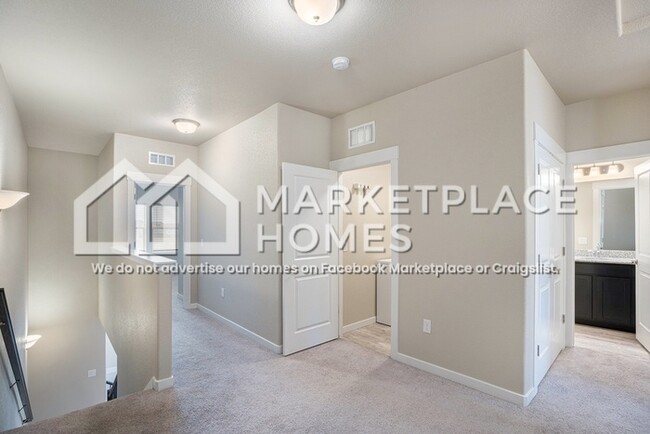 Building Photo - 6627 Rubicon Dr