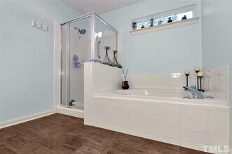 Building Photo - Ranch Home Available - Walk to Downtown Wake Forest!