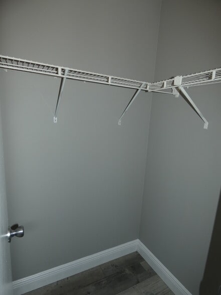 Building Photo - 8911 NW 28th Dr