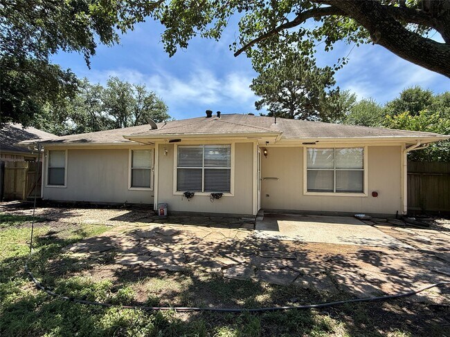 Building Photo - 14419 Golden Cypress Ln