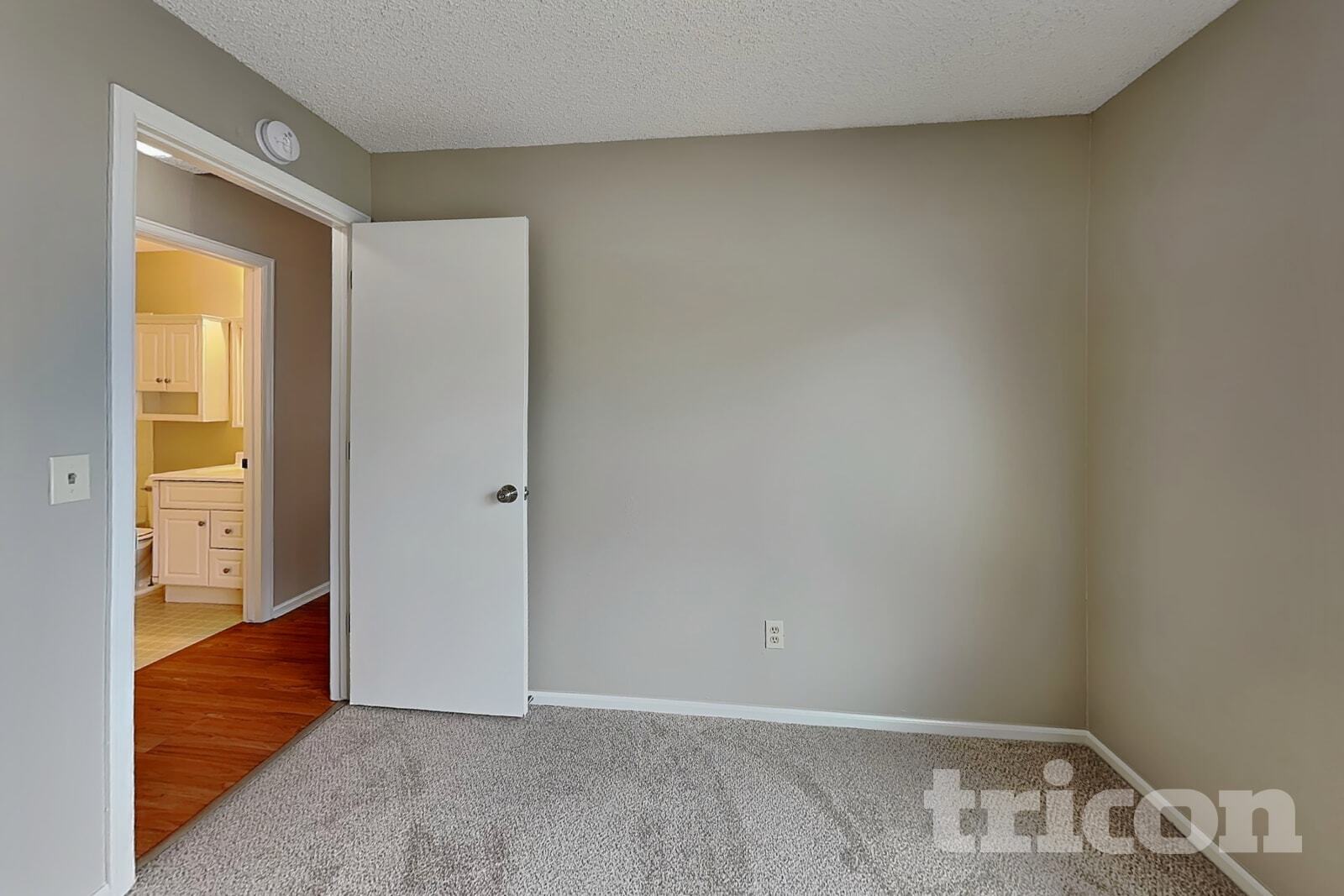 Building Photo - 17163 E Wagontrail Pkwy