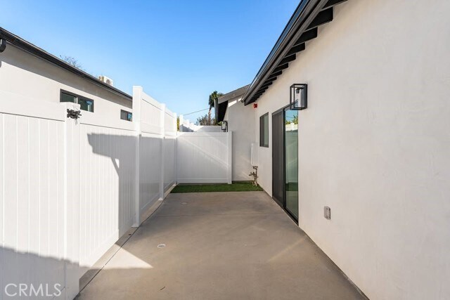 Building Photo - 19952 Archwood St