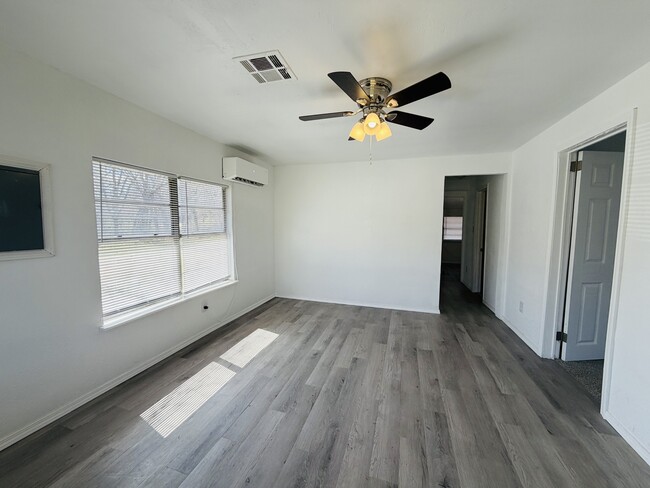 Building Photo - 2301 S Westminster Rd