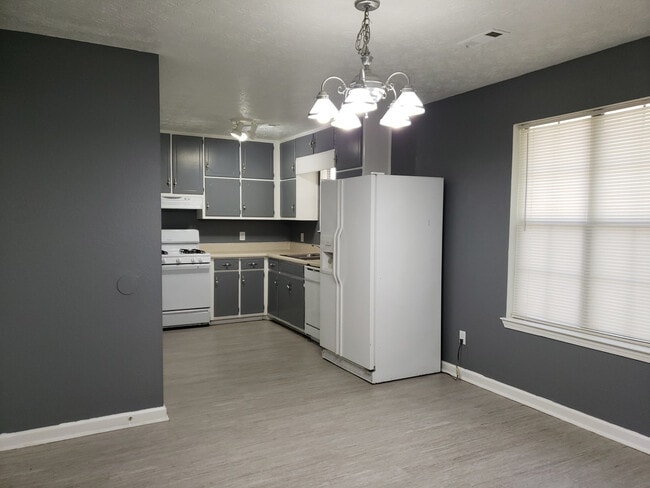 Building Photo - A place to call HOME 4 BR 2 BA