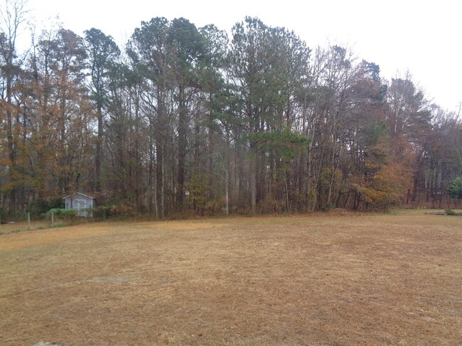 Building Photo - 1400 Squire Ridge Dr