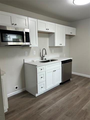 Building Photo - 407 N Justin Ave