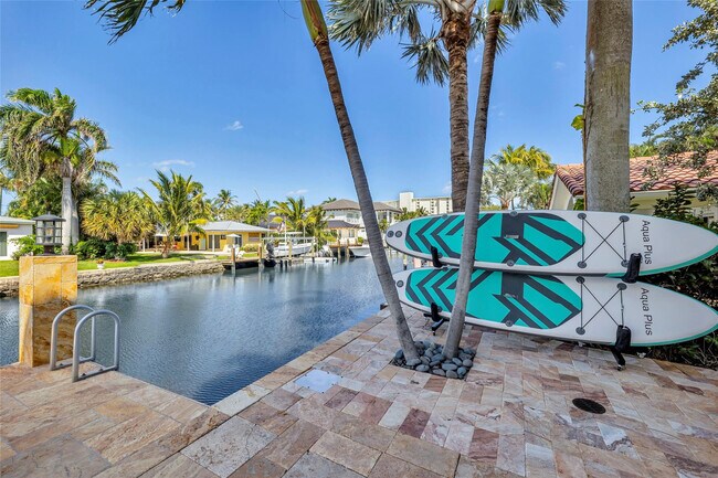 Building Photo - 1011 Rhodes Villa Ave