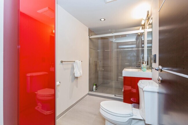 Building Photo - 96 Columbia Terrace