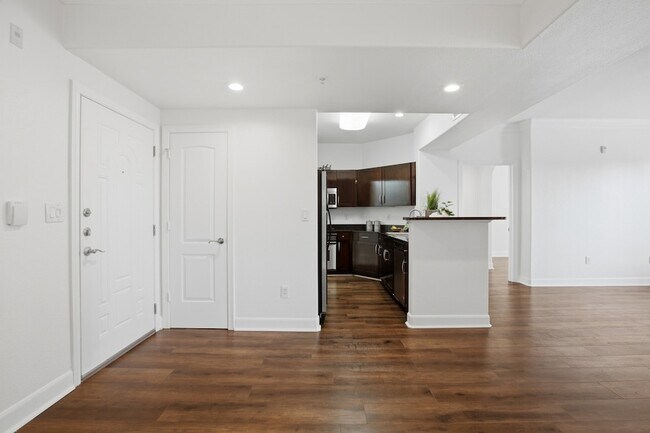 Building Photo - 2299 Lone Star Dr