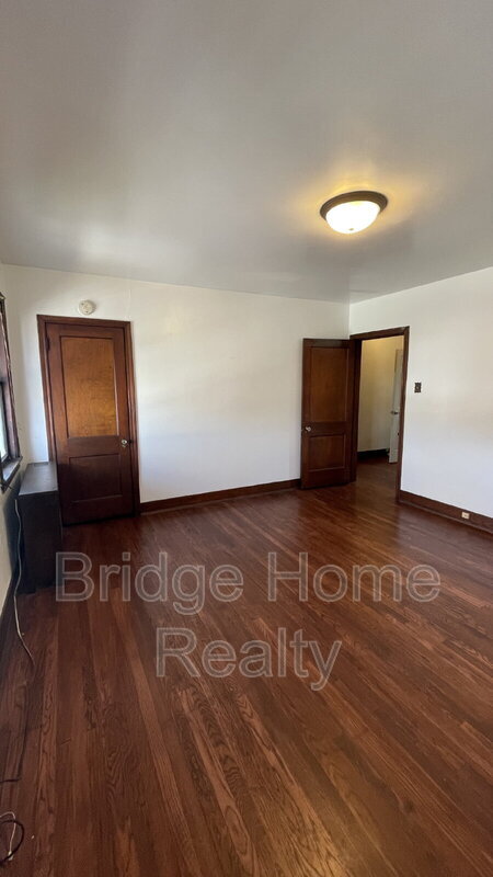 Building Photo - 7442 Irvine St