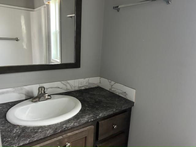 Building Photo - 6941 MacDonald Ct