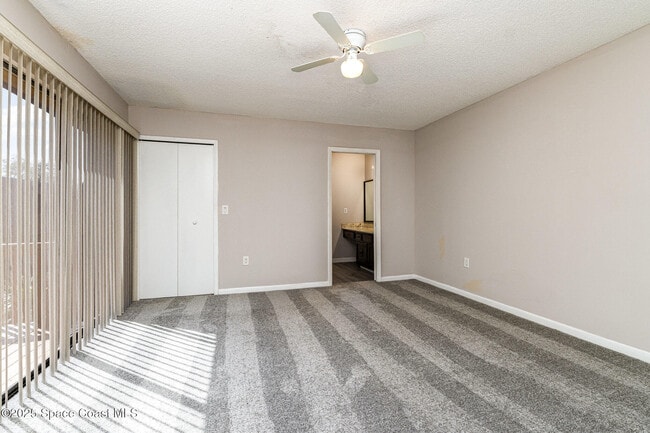 Building Photo - 1736 S Park Ave