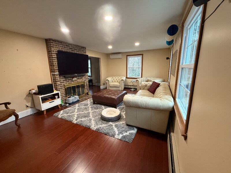 Building Photo - 34 Hitching Post Ln